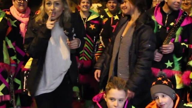 Dara weckt einen Fasnachtsmuffel