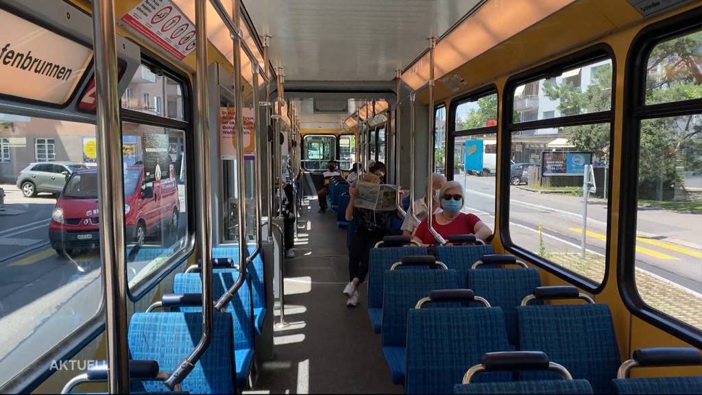 Stiller Tod: In einem Zürcher Tram stirbt ein Mann und stundenlang bemerkt es niemand