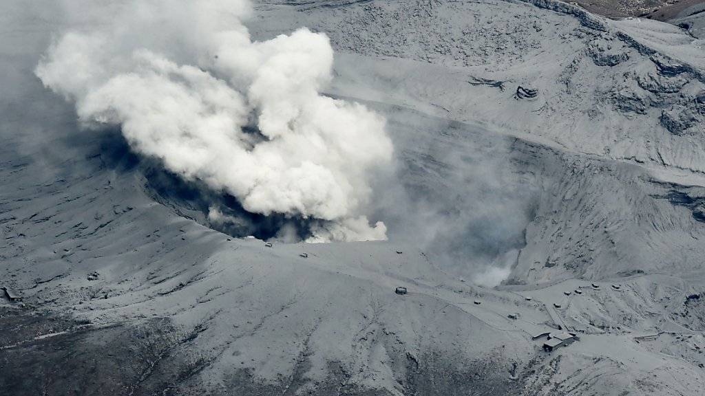 Zuletzt brach Mount Aso im September 2015 aus (Archivbild)