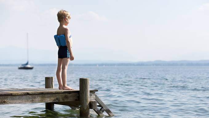 Pilotprojekt zeigt: Schwimmunterricht im See erhöht Sicherheit im Wasser
