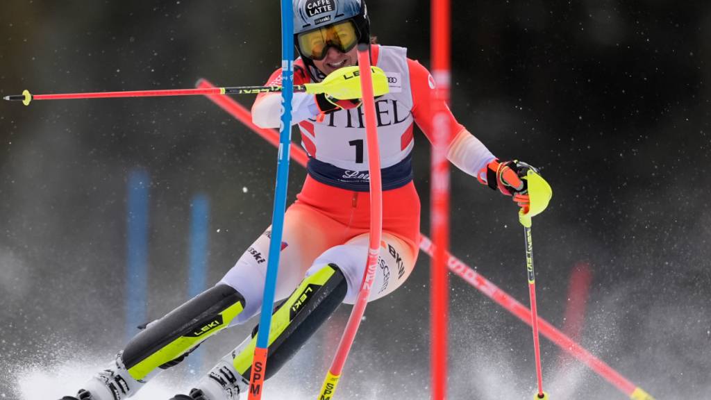 Wendy Holdener fällt im zweiten Lauf vom 2. auf den 4. Platz zurück