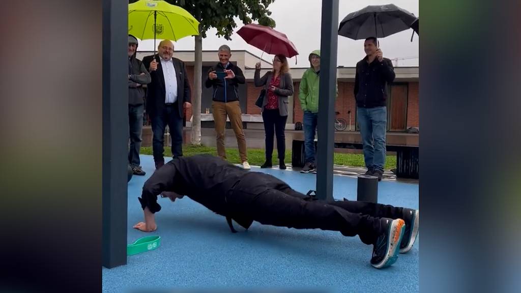 Experte «Auffallend ist, dass die Stadt Mario Fehr persönlich nennt