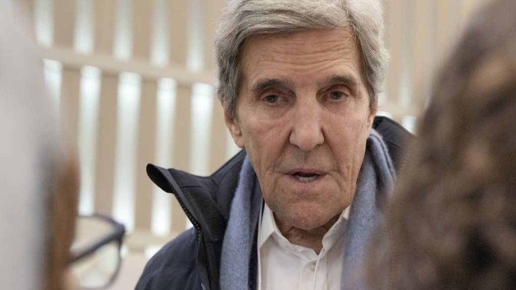Der US-Ex-Aussenminister und Klimabeauftragte John Kerry hofft auf mehr Engagement der Welt in der Klimakrise.