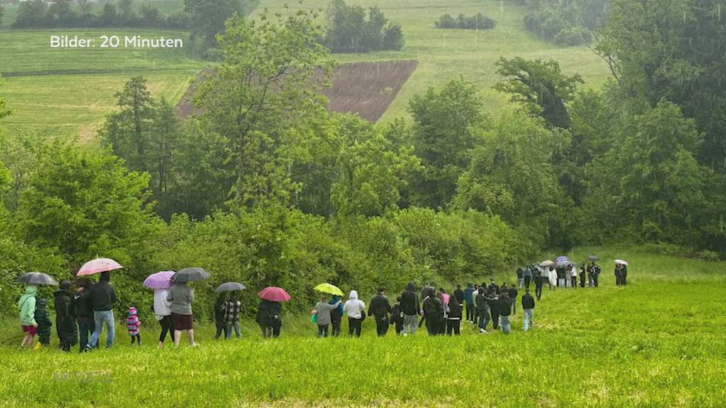 Tötungsdelikt Berikon: Angehörige und Freunde gedenken dem Opfer