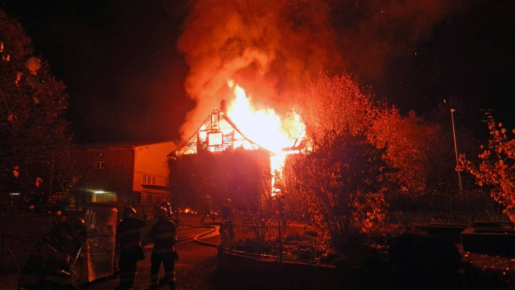 Einfamilienhaus in Brand
