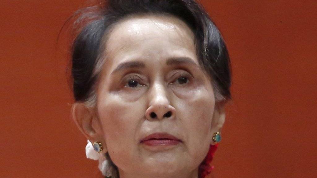 Ihr Ansehen hat mit der Rohingya-Krise schweren Schaden genommen: Friedensnobelpreisträgerin und Myanmars De-facto-Regierungschefin Aung San Suu Kyi. (Archivbild)