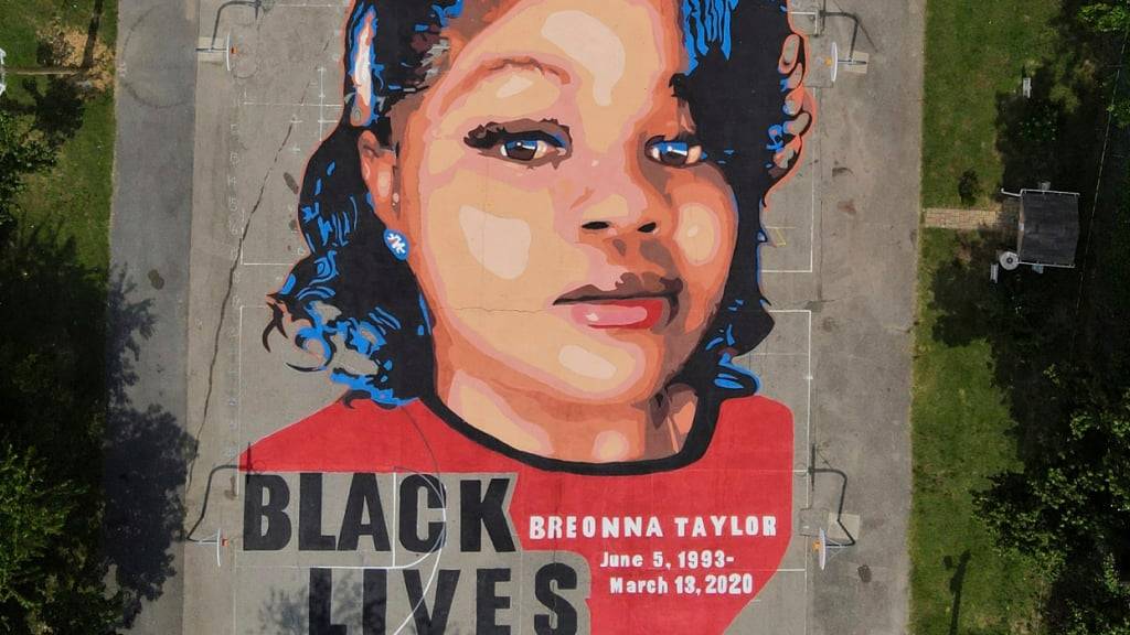 ARCHIV - Ein Wandgemälde mit einem Porträt von Breonna Taylor ist im Chambers Park in Annapolis, Md. am 6. Juli 2020 zu sehen. Foto: Julio Cortez/AP/dpa