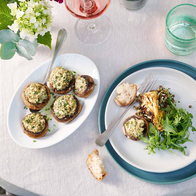 Diese gefüllten Champignons machen dich zum Grill-Chef