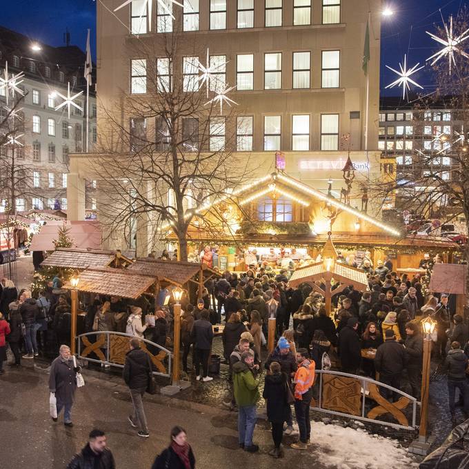 Mann am Weihnachtsmarkt schwer verletzt