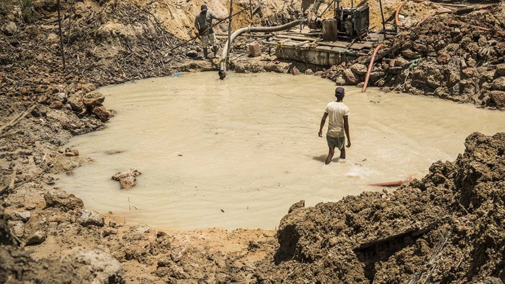 Bei Gold aus nicht industriell betriebenen Minen ist das Risiko von Menschenrechtsverstössen besonders gross. (Archivbild)