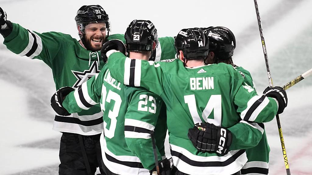 Die Dallas Stars jubeln: Der Ausgleich ist geschafft