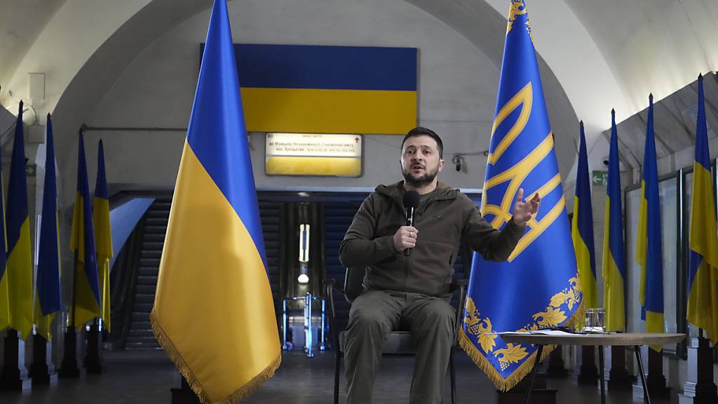 Selenskyj kündigt Besuch von US-Ministern am Sonntag in Kiew an