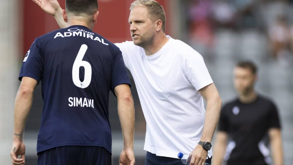 Vaduz-Trainer Marc Schneider feiert gegen Bellinzona einen Heimsieg