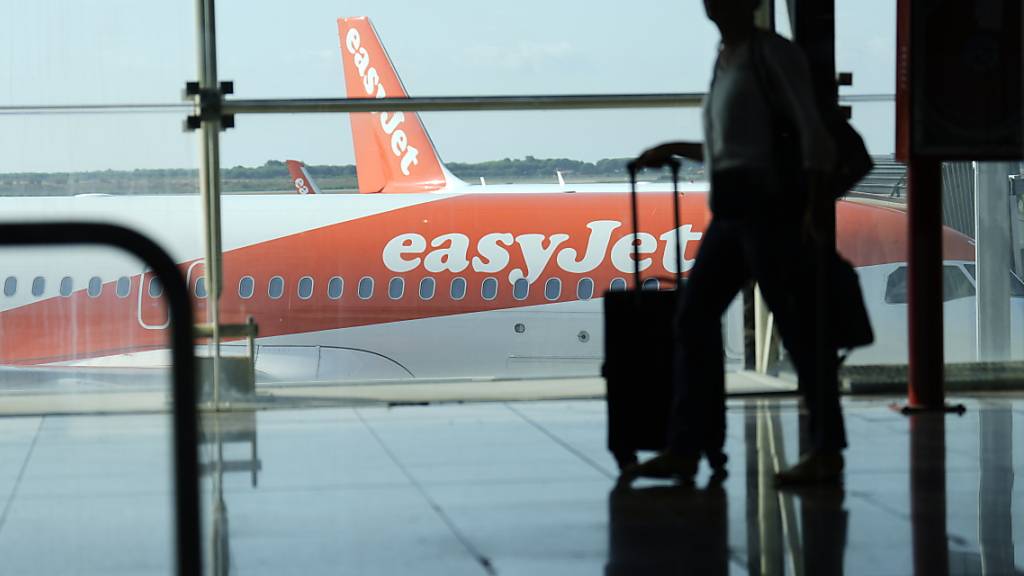 Easyjet hat im dritten Quartal 2022/23 per Ende Juni wieder einen operativen Gewinn geschrieben. (Symbolbild)