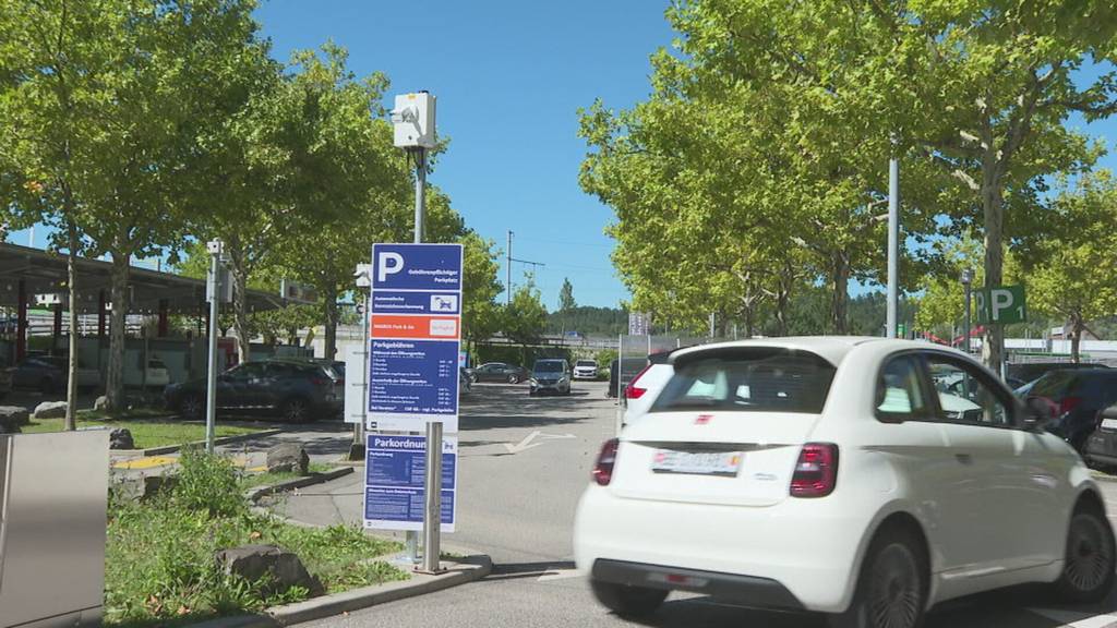 Parkieren ohne Schranke und ohne Billet bei der Migros