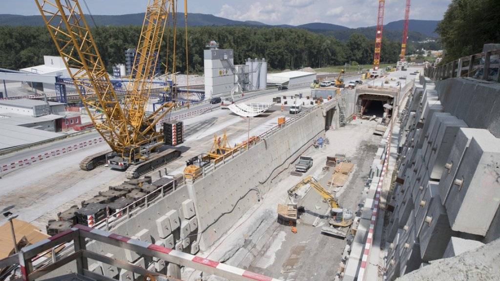 Der Ausbau des Schienen-Nadelöhrs zwischen Aarau und Olten auf vier Spuren kommt voran. Der Bau des Eppenberg-Tunnels wird demnächst in Angriff genommen.