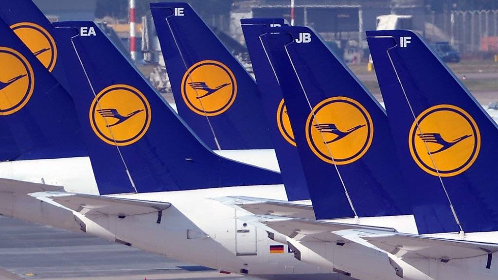 Bei der Lufthansa soll es ab kommenden Freitag zu Streiks kommen (Symbolbild).