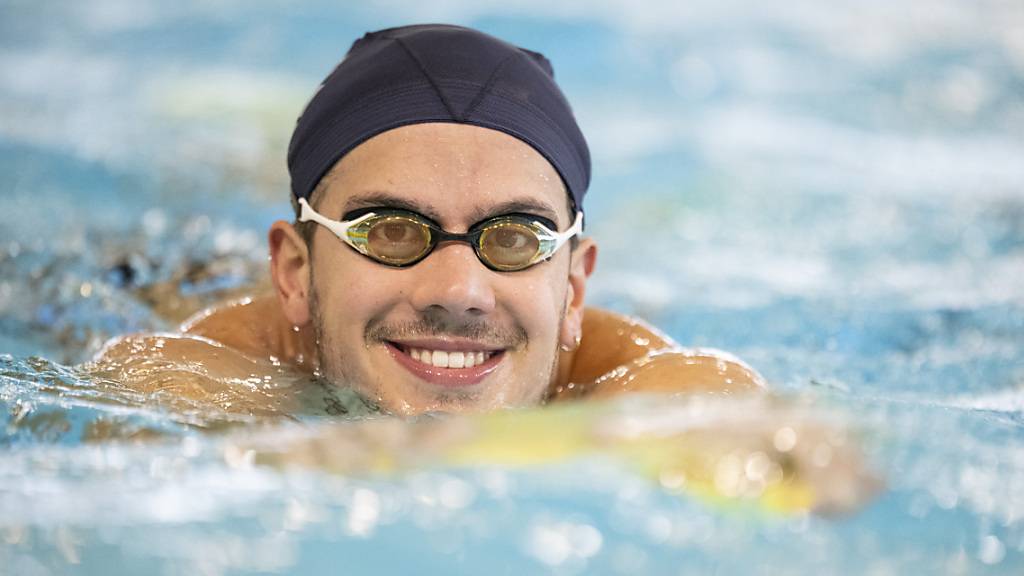 Ponti setzt über 50 m Delfin Ausrufezeichen