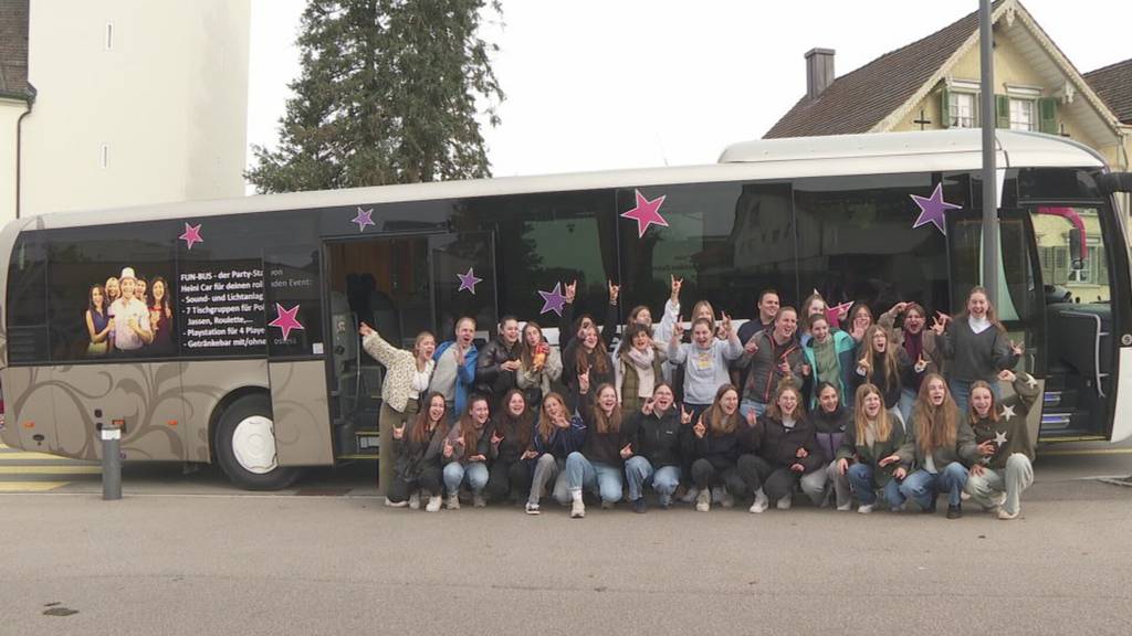 Party im FM1-Olma-Express: Blauring Andwil-Arnegg wird an die Messe chauffiert