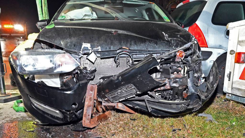 Der Sachschaden beläuft sich auf rund 20'000 Franken.