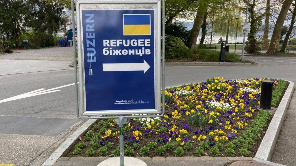 Der Kanton Luzern rechnet nicht damit, dass der Zustrom von Flüchtlingen abnehmen wird. (Symbolbild)