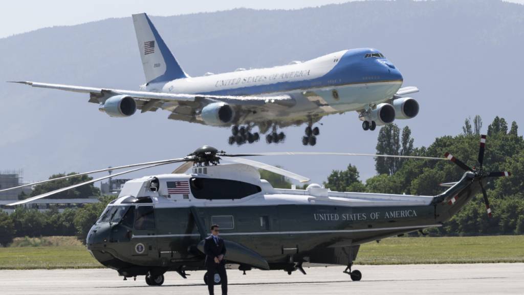 Donald Trump in Genf gelandet und weiter Richtung Evian gereist