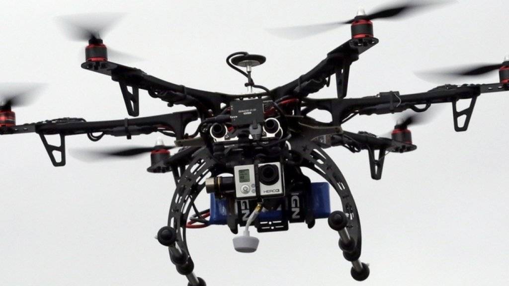 Drohnen wie dieser Hexacopter erfreuen sich seit einigen Jahren im privaten wie im gewerblichen Sektor steigender Beliebtheit.