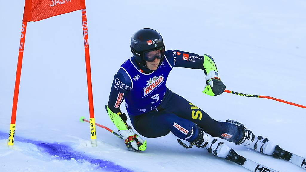 Sara Hector fährt mit zweimal Laufbestzeit zum klaren Sieg
