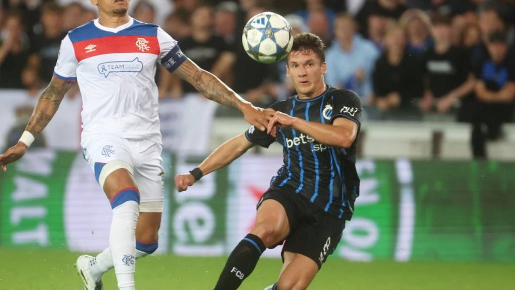 Ardon Jasharis Ex-Klub FC Brügge, hier mit  Christos Tzolis (rechts), lässt den Glasgow Rangers keine Chance