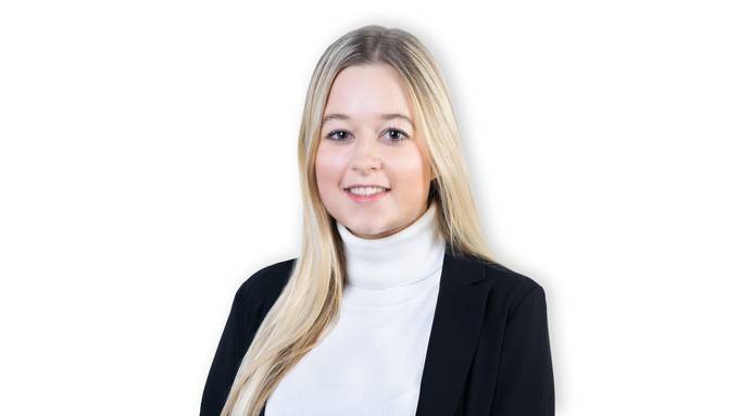 Livia Barmettler (bli)