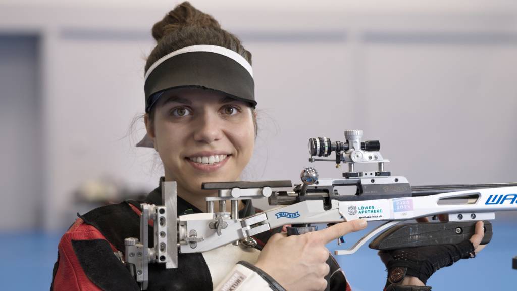 Chiara Leone holt mit den Schwestern Emely und Vivien Jäggi zweimal EM-Gold