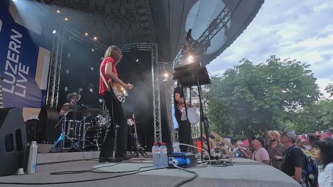 Hochdorfer mit Britischer Band zurück am Luzern Live