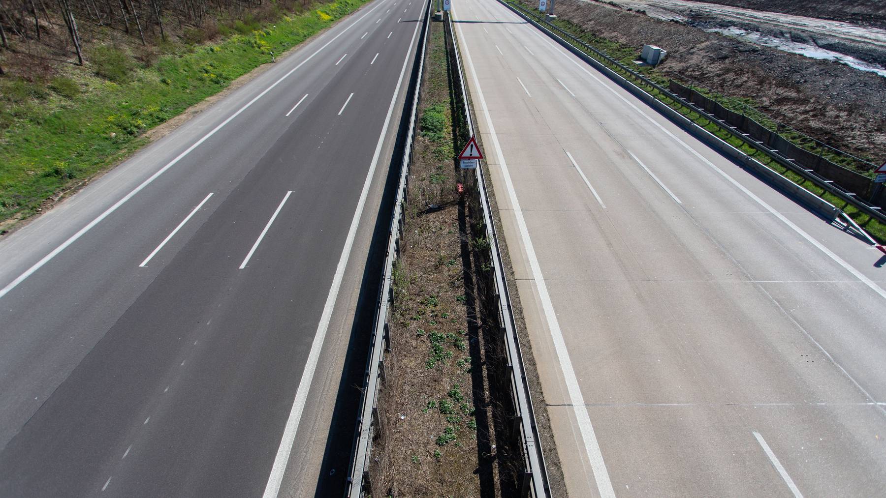 Zwei Schweizer haben sich auf einer deutschen Autobahn ein Rennen geliefert.