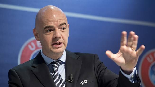 Infantino als FIFA-Präsident wiedergewählt