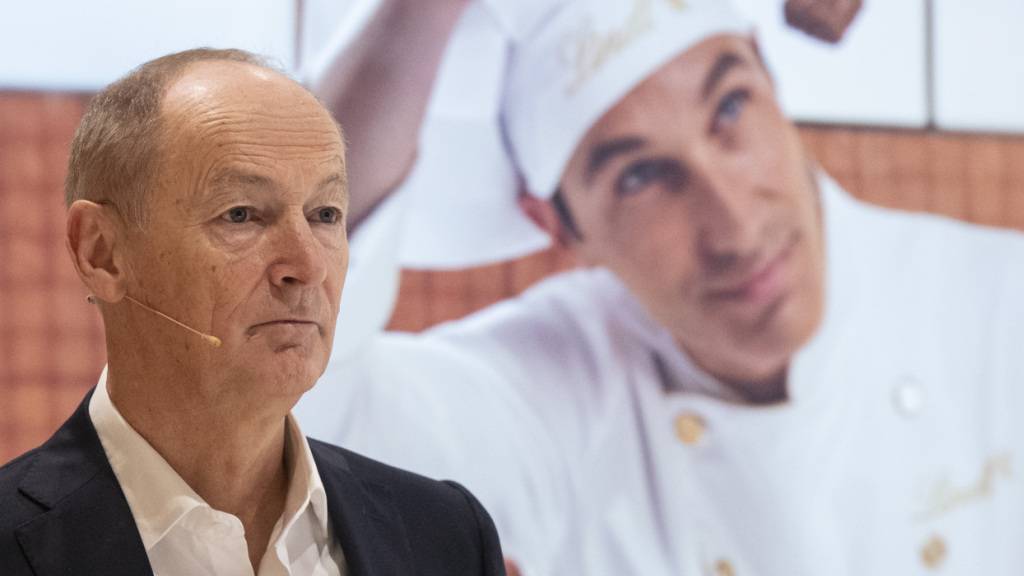 Lindt & Sprüngli-Chef Adalbert Lechner muss nach zwei Gewinnwarnungen in Folge gehen. Er war seit Anfang 2022 Chef des Konzerns. (Archivbild)