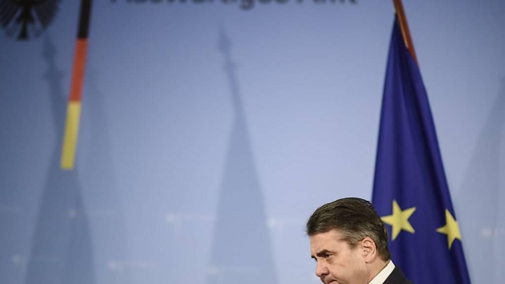 Deutschlands Aussenminister Sigmar Gabriel nach Abschluss seiner Erklärung vor den Medien