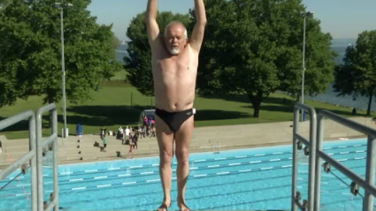 Dieser 70-jährige Wiler springt ohne Angst.