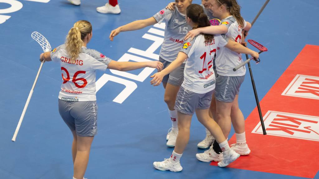 Schweizer Frauen mit weiterem klaren Sieg