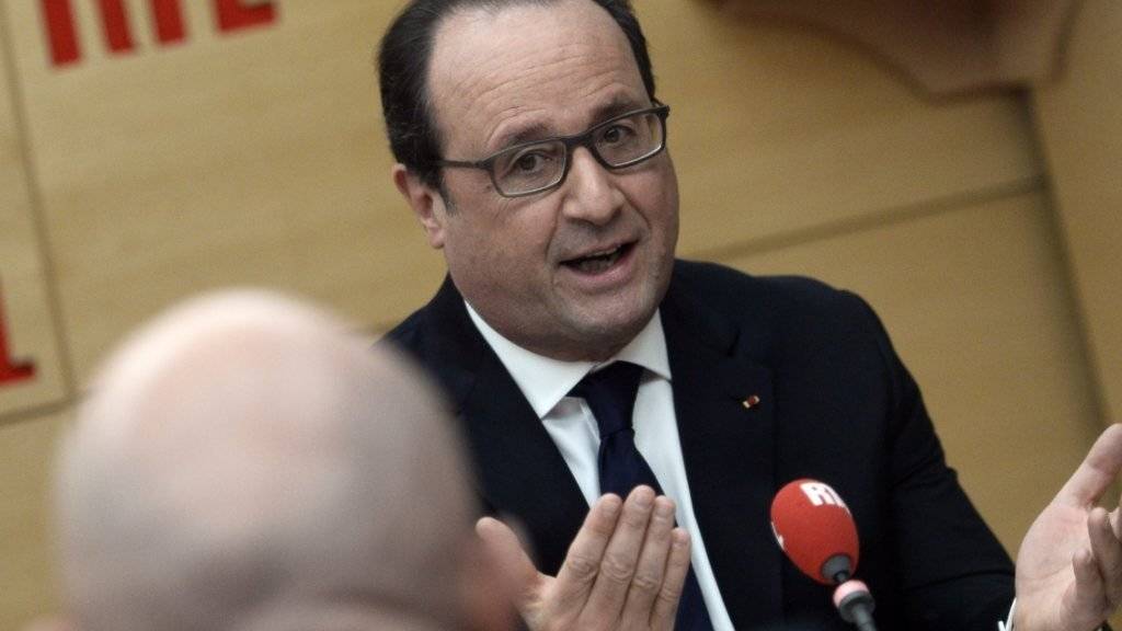 «Ich rufe die Unternehmensführung wie auch die Sozialpartner auf, verantwortungsbewusst zu sein»: Der französische Präsident François Hollande appelliert im Interview mit RTL an die Führung und das Personal von Air France.