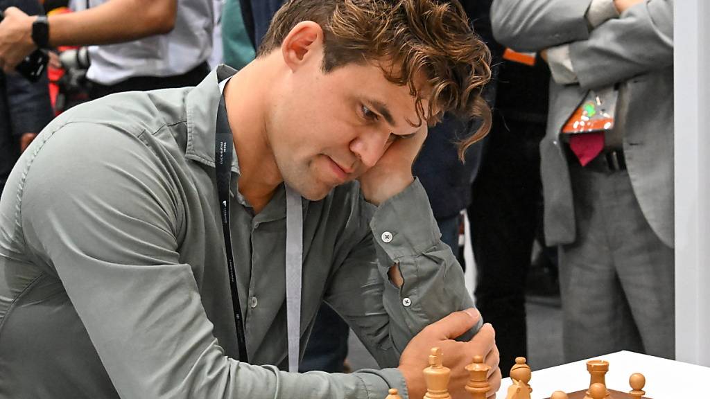 Ungewöhnliches Ende: Magnus Carlsen teilt sich den Titel bei der WM im Blitzschach
