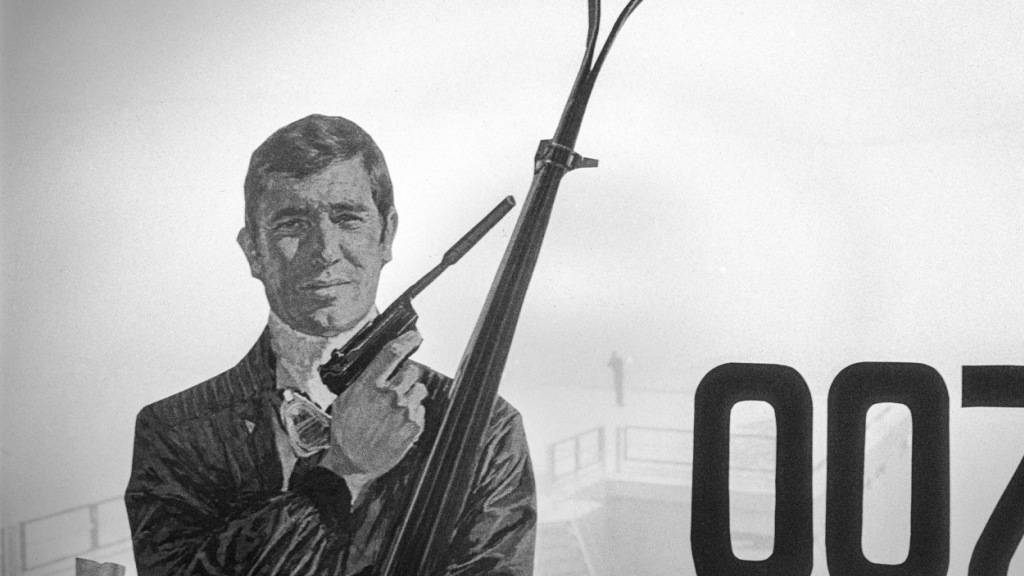 Das Drehrestaurant Schilthorn oberhalb von Mürren hat Filmgeschichte geschrieben, als Basis des Bösewichts Blofeld (Telly Savalas): Der sechste Bond-Film «On Her Majesty's Secret Service» wurde 1969 gedreht, mit George Lazenby als 007. (Archivbild)