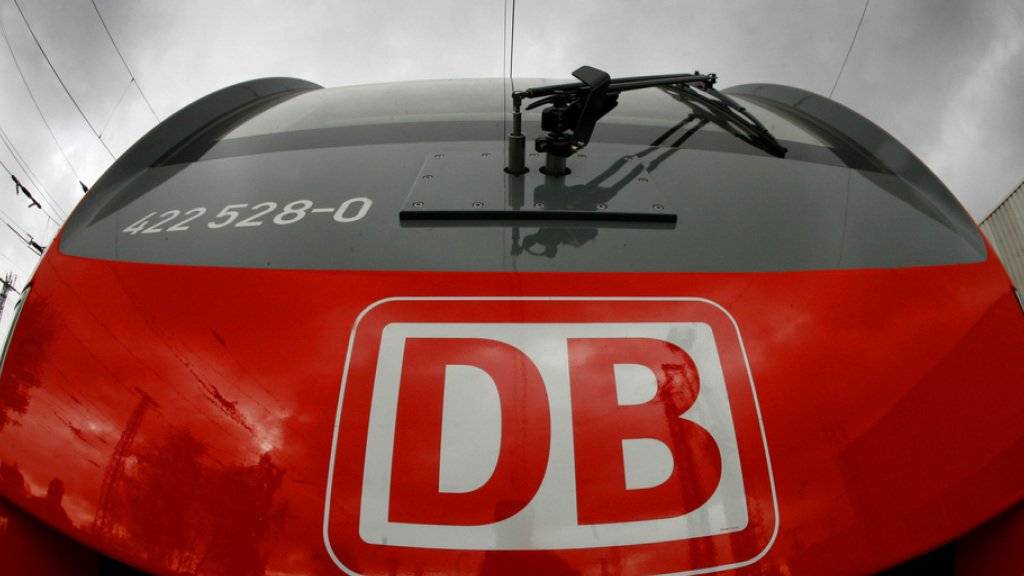 Rote Zahlen bei der Deutschen Bahn: erstmals seit 12 Jahren fährt der Konzern Verluste ein.