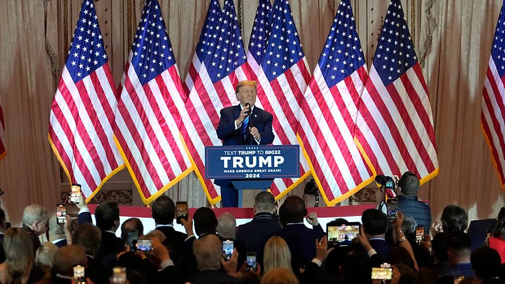 Donald Trump spricht auf einer «Super Tuesday»-Wahlparty in Mar-a-Lago. 