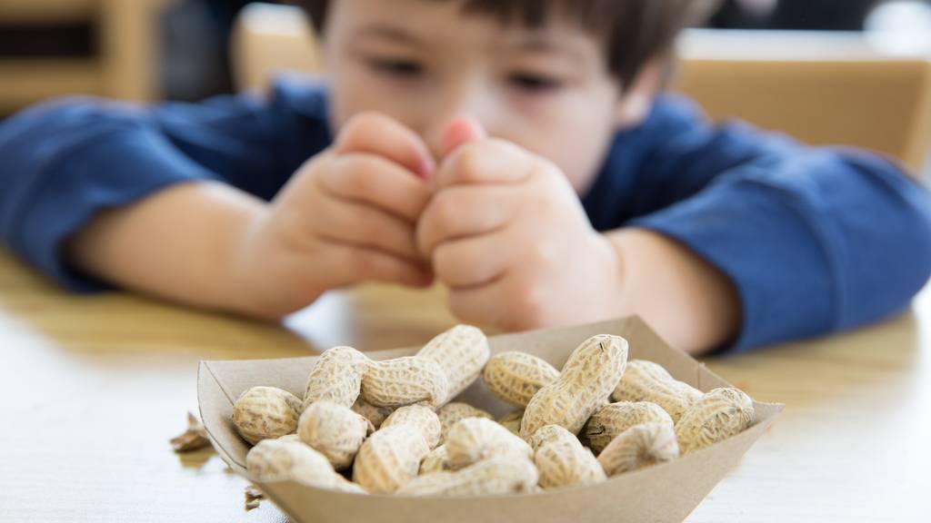 Kinderspital warnt vor Erstickung durch Erdnüsse