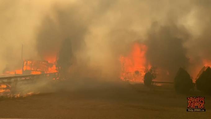 Feuer nach Hitzewelle - Kanadische Ortschaft fast ganz abgebrannt