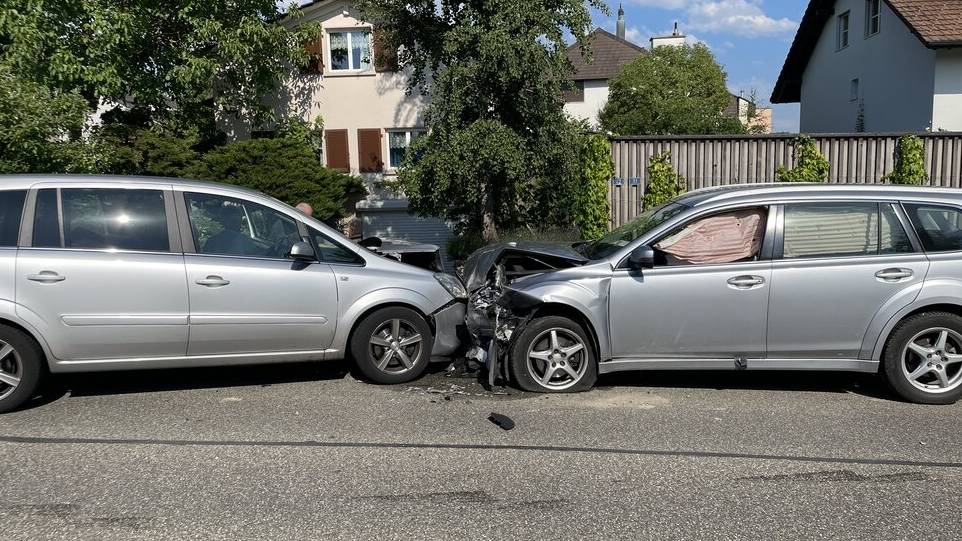 Wieso die 83-Jährige auf die Gegenfahrbahn geriet ist noch unklar. 
