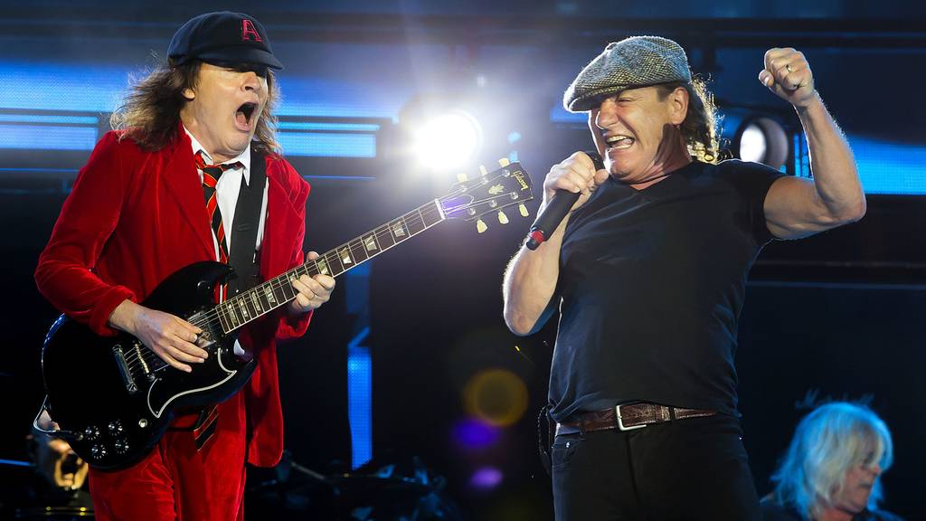 AC/DC IN CONCERT - FOXBOROUGH, MA