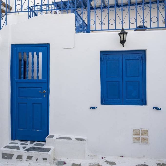 Warum viele Häuser in Griechenland weiss und blau sind