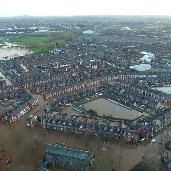 Hochwasser fordert zwei Todesopfer