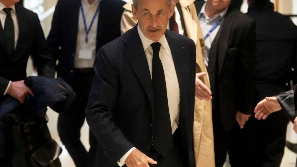 ARCHIV - Der ehemalige französische Präsident Nicolas Sarkozy in Paris. Foto: Thibault Camus/AP/dpa/Archivbild
